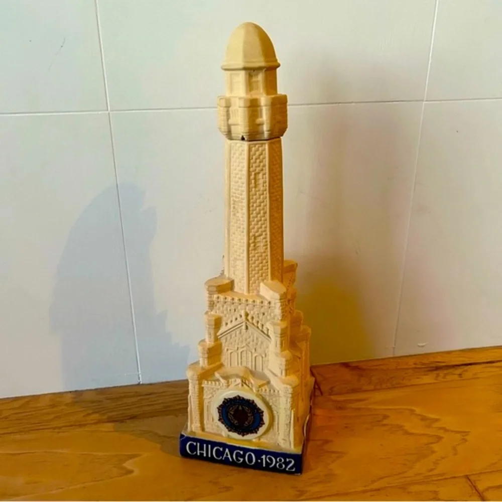 Vintage Chicago Water Tower Ezra Brooks Decanter Chicago IL 1982 American Legion